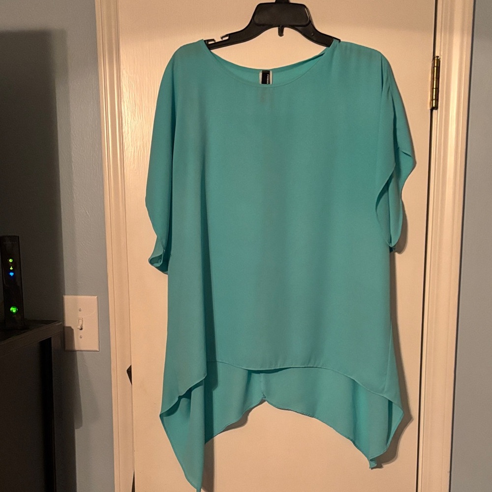 Chic Turquoise Women's Blouse